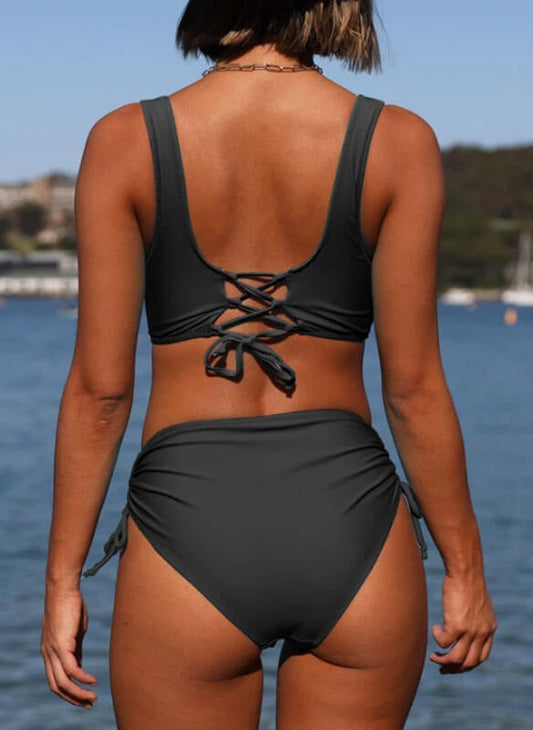 Eleganckie bikini na ramiączkach marki Lidia Sek