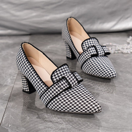 Eleganckie buty na obcasie Lidia Sek w pepitkę na co dzień