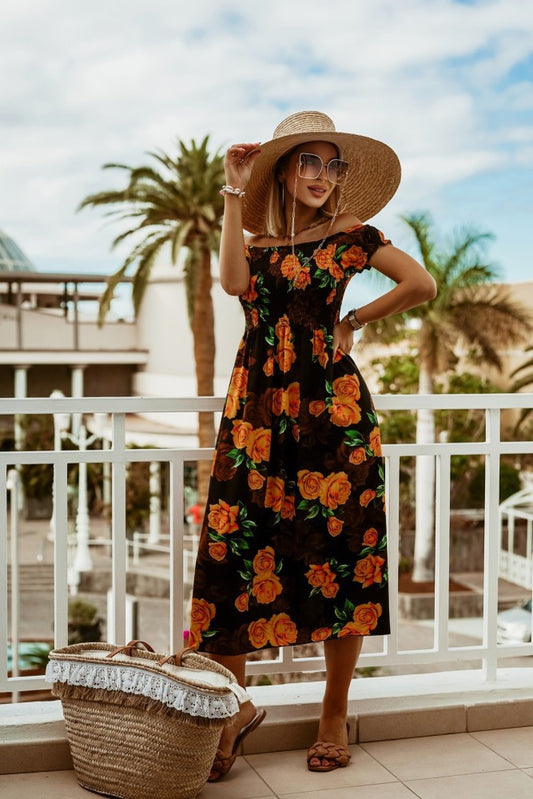 Sukienka boho Lidia Sek z odkrytymi ramionami i nadrukiem na lato