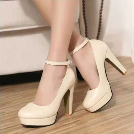 Elegant Chunky Heel Pumps by Lidia Sek