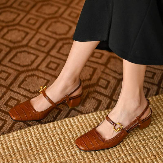 Eleganckie, kwadratowe obcasy typu Mary Jane marki Lidia Sek