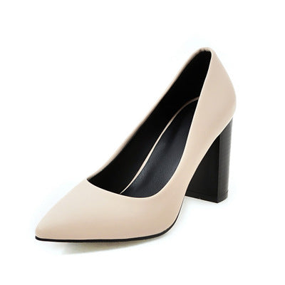 Eleganckie czółenka na klockowym obcasie Lidia Sek High Heels