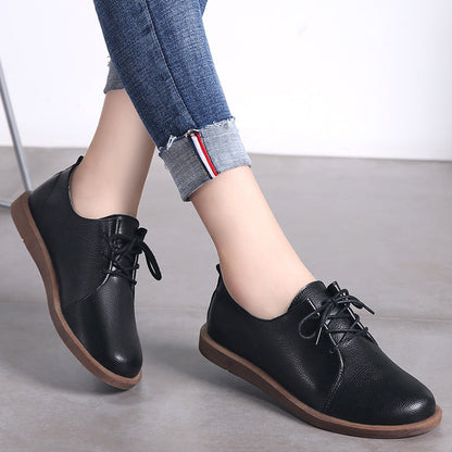 Wygodne, skórzane buty sznurowane Lidia Sek w stylu retro
