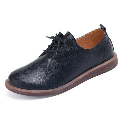 Wygodne, skórzane buty sznurowane Lidia Sek w stylu retro