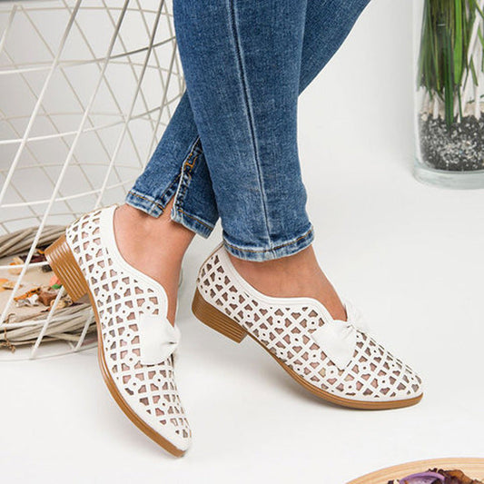 Chic Bow Loafers by Lidia Sek