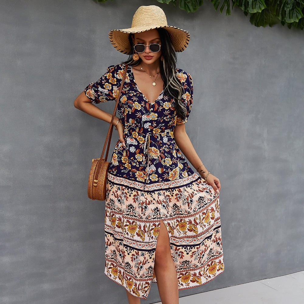 Sukienka boho z kwiatowym nadrukiem Lidia Sek w stylu letnim