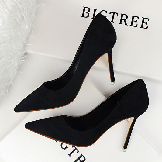 Chic Suede Pointed Heels by Lidia Sek