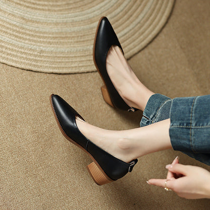 Eleganckie niskie buty z owczej skóry od Lidia Sek