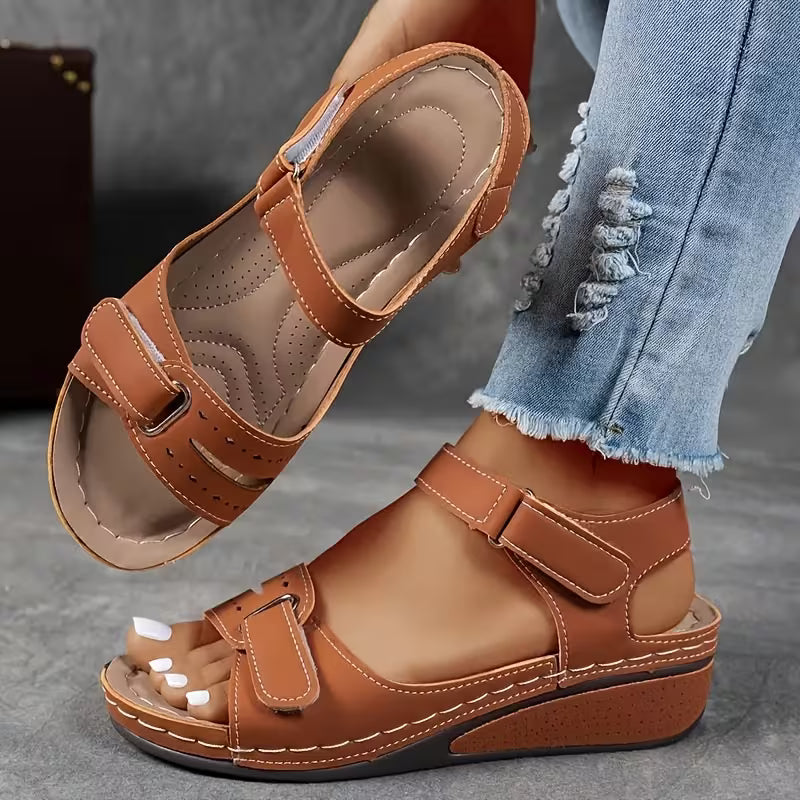 Sandały na koturnie Lidia Sek Perfect-Fit Strap
