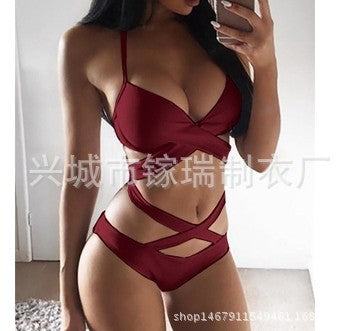 Elegancki komplet bikini Lidia Sek z blokami kolorów i paskami
