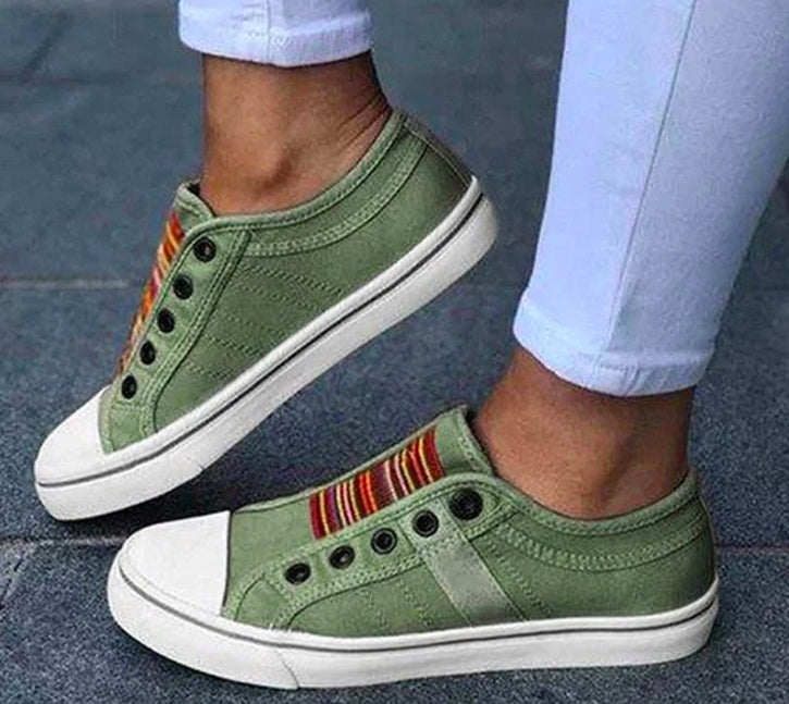 Płócienne trampki Lidia Sek bez sznurówek inspirowane Pinterestem