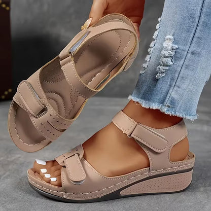 Sandały na koturnie Lidia Sek Perfect-Fit Strap