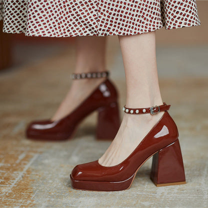 Eleganckie czółenka na klockowym obcasie Lidia Sek High Heels