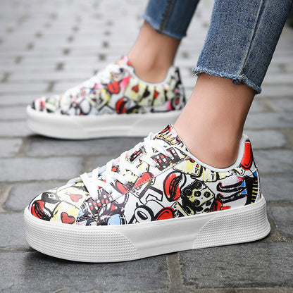 Graffiti Print Lidia Sek Low-Top Sneakers