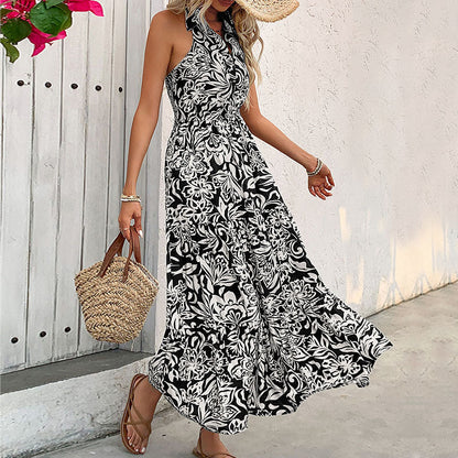 Elegancka sukienka z kwiatowym dekoltem typu halter od Lidia Sek