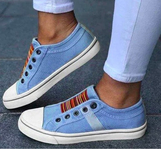 Płócienne trampki Lidia Sek bez sznurówek inspirowane Pinterestem