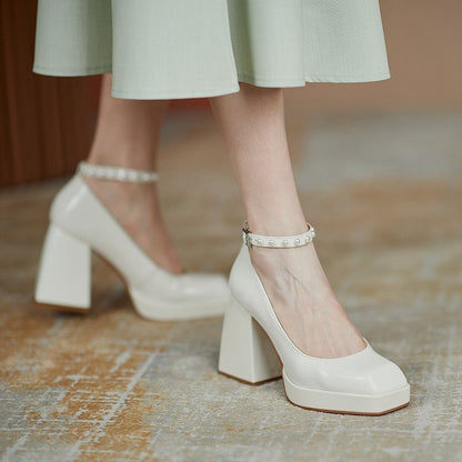Eleganckie czółenka na klockowym obcasie Lidia Sek High Heels