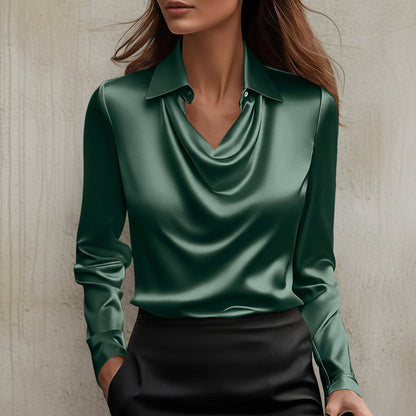 Elegancki top z satyny z kołnierzykiem typu swing od Lidia Sek