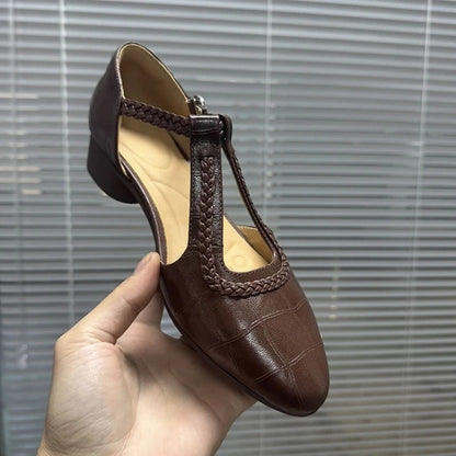 Retro Mary Jane Chunky Heels od Lidia Sek