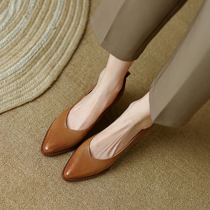 Eleganckie niskie buty z owczej skóry od Lidia Sek