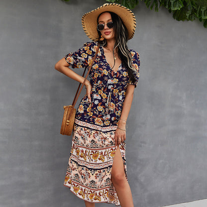 Sukienka boho z kwiatowym nadrukiem Lidia Sek w stylu letnim