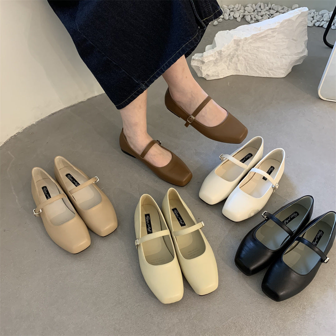 Chic Everyday Lidia Sek Low Heel Mary Janes