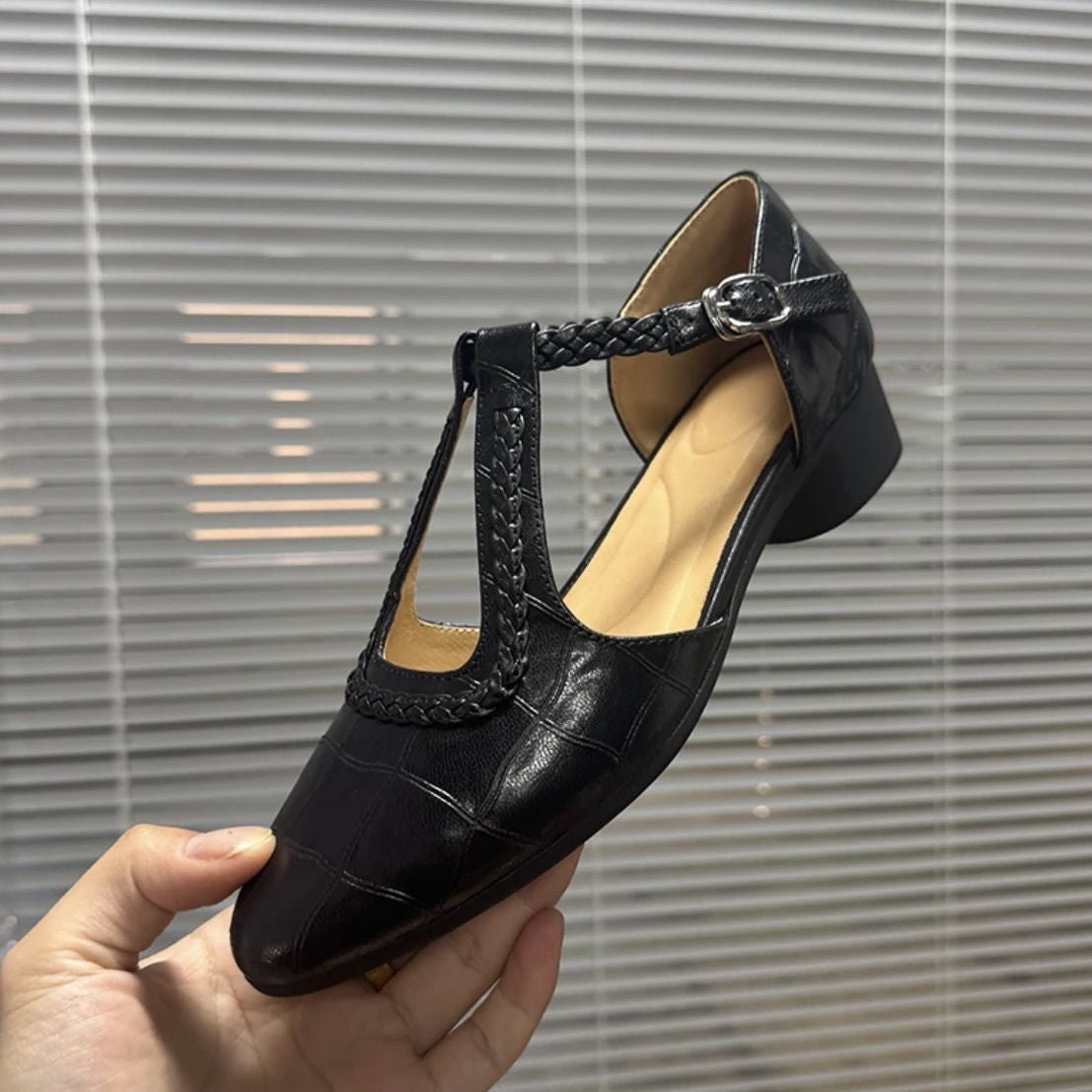 Retro Mary Jane Chunky Heels od Lidia Sek