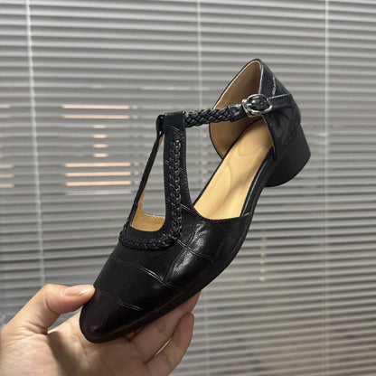 Retro Mary Jane Chunky Heels od Lidia Sek