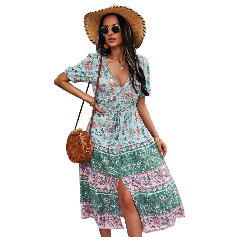 Sukienka boho z kwiatowym nadrukiem Lidia Sek w stylu letnim