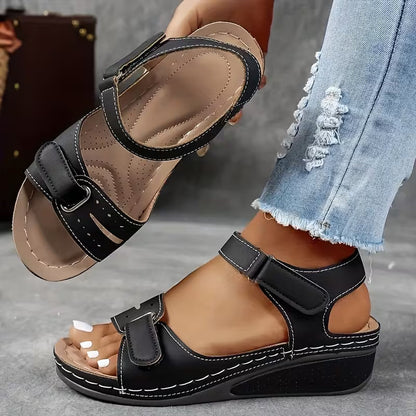 Sandały na koturnie Lidia Sek Perfect-Fit Strap