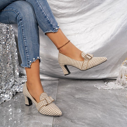Eleganckie buty na obcasie Lidia Sek w pepitkę na co dzień