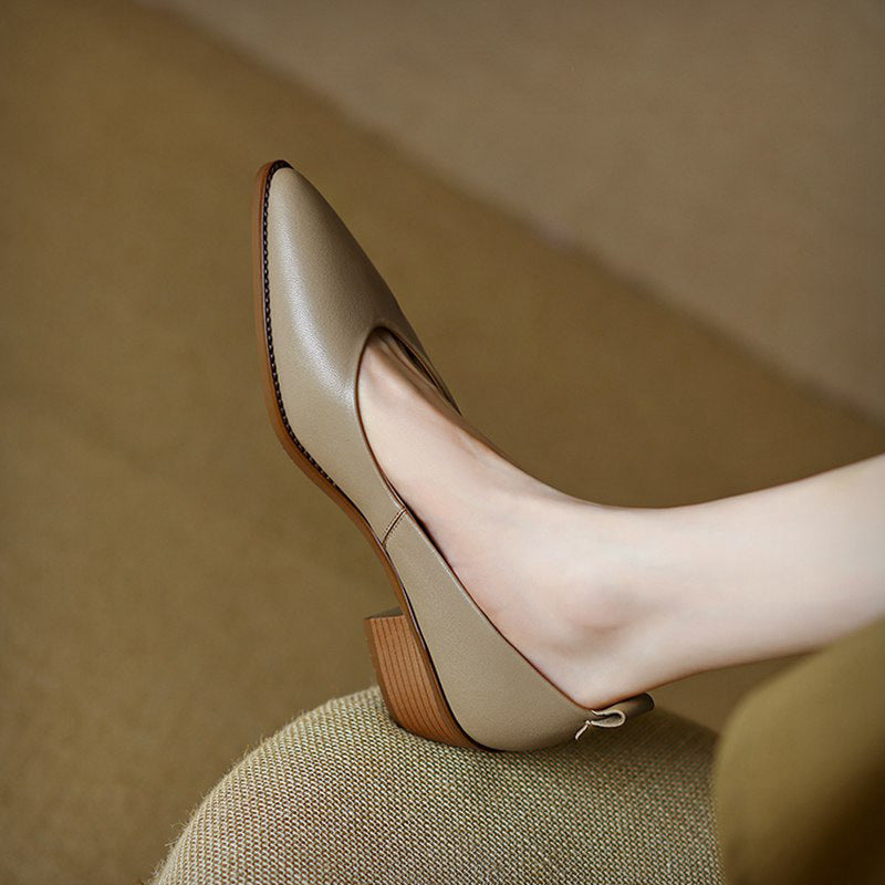 Eleganckie niskie buty z owczej skóry od Lidia Sek