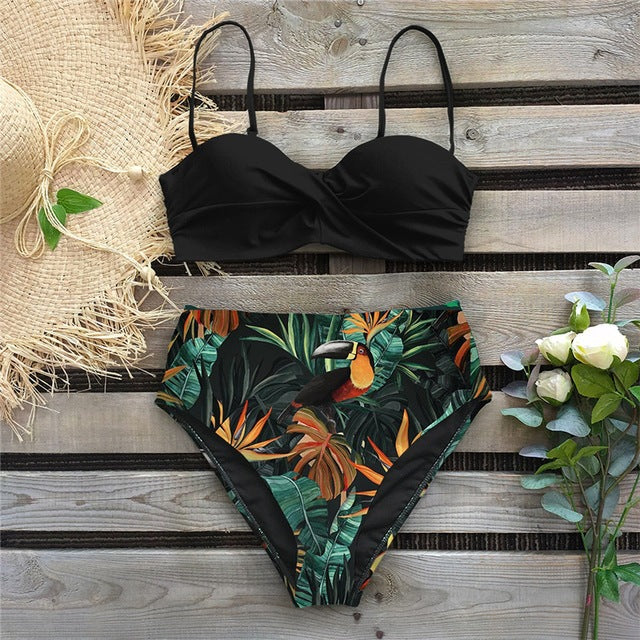 Bikini z wysokim stanem w kwiaty marki Lidia Sek