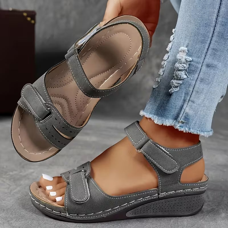 Sandały na koturnie Lidia Sek Perfect-Fit Strap